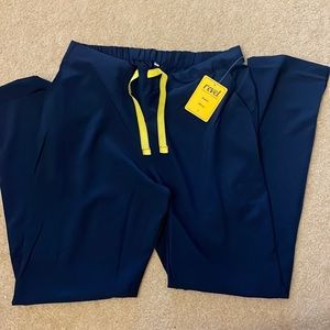 Revel stretch scub pants large
